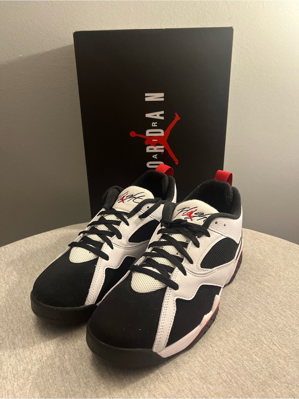 Nike Air Jordan MVP 92 White Black Gym Red Sneakers Men's Size 10 HQ3950-103 - Picture 9 of 12